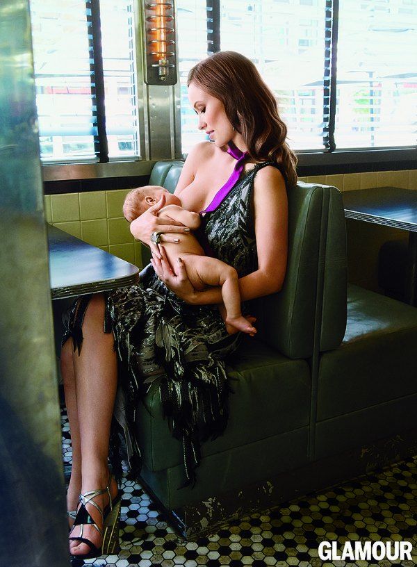 Olivia-Wilde-Breastfeeding-Son-Otis-Glamour-Magazine