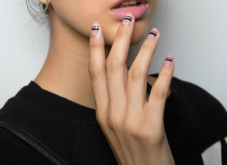 negative nail space trend backstage
